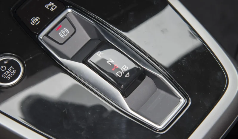
								Audi Q4 e-tron Pioner Edition заполнен									