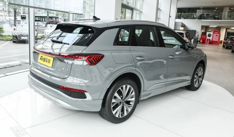 
								Audi Q4 e-tron Pioner Edition заполнен									