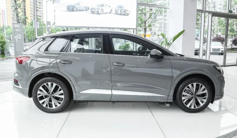 
								Audi Q4 e-tron Pioner Edition заполнен									